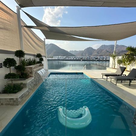 Al Dana Sea View Villa Fudzsejra Kültér fotó