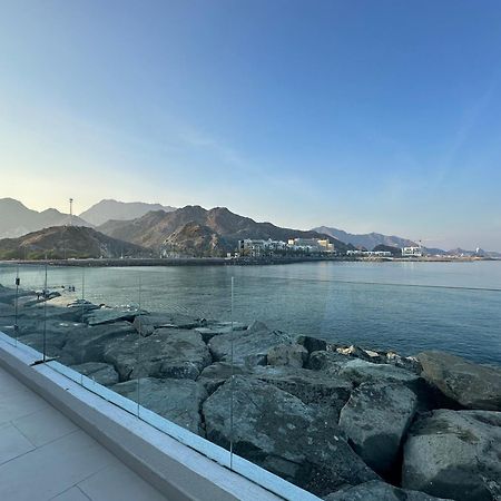 Al Dana Sea View Villa Fudzsejra Kültér fotó