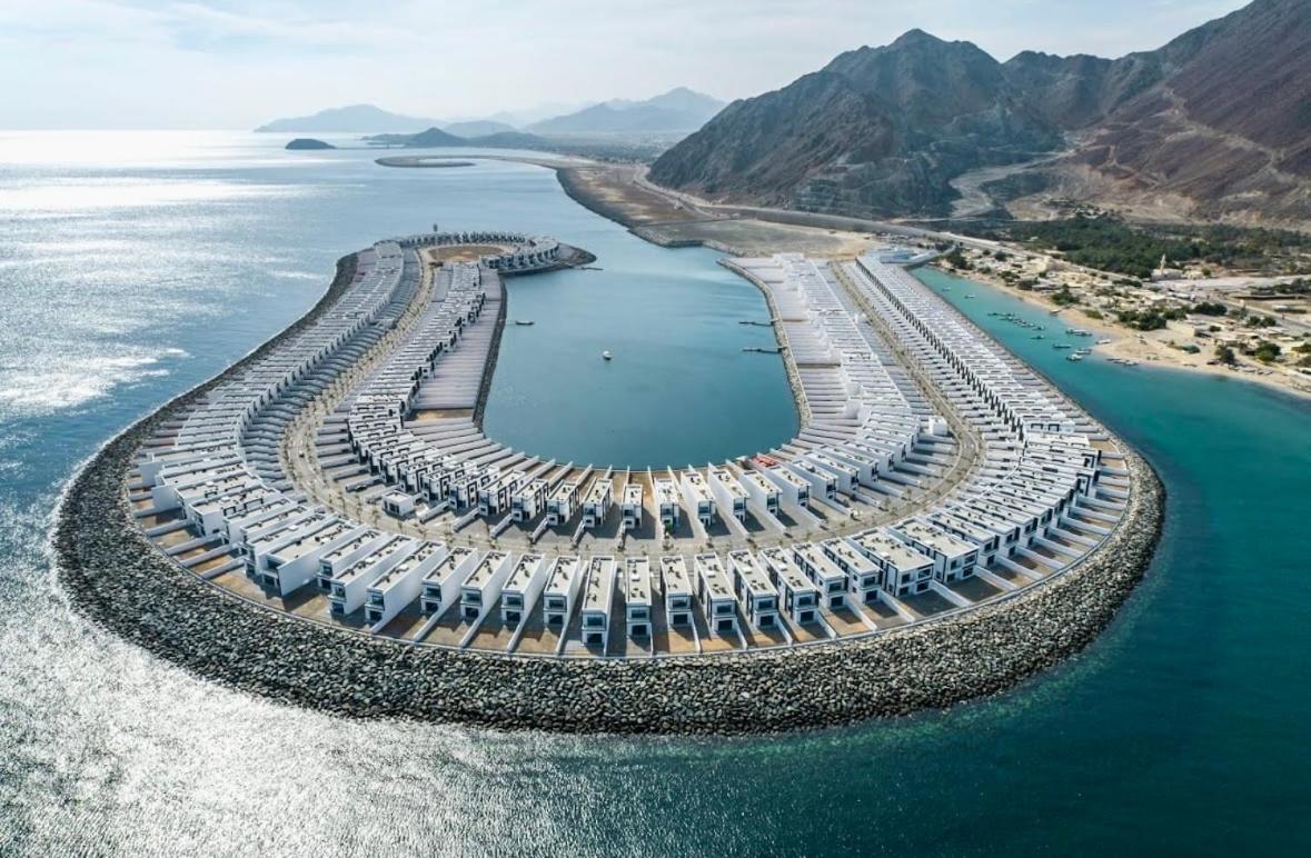 Al Dana Sea View Villa Fudzsejra Kültér fotó